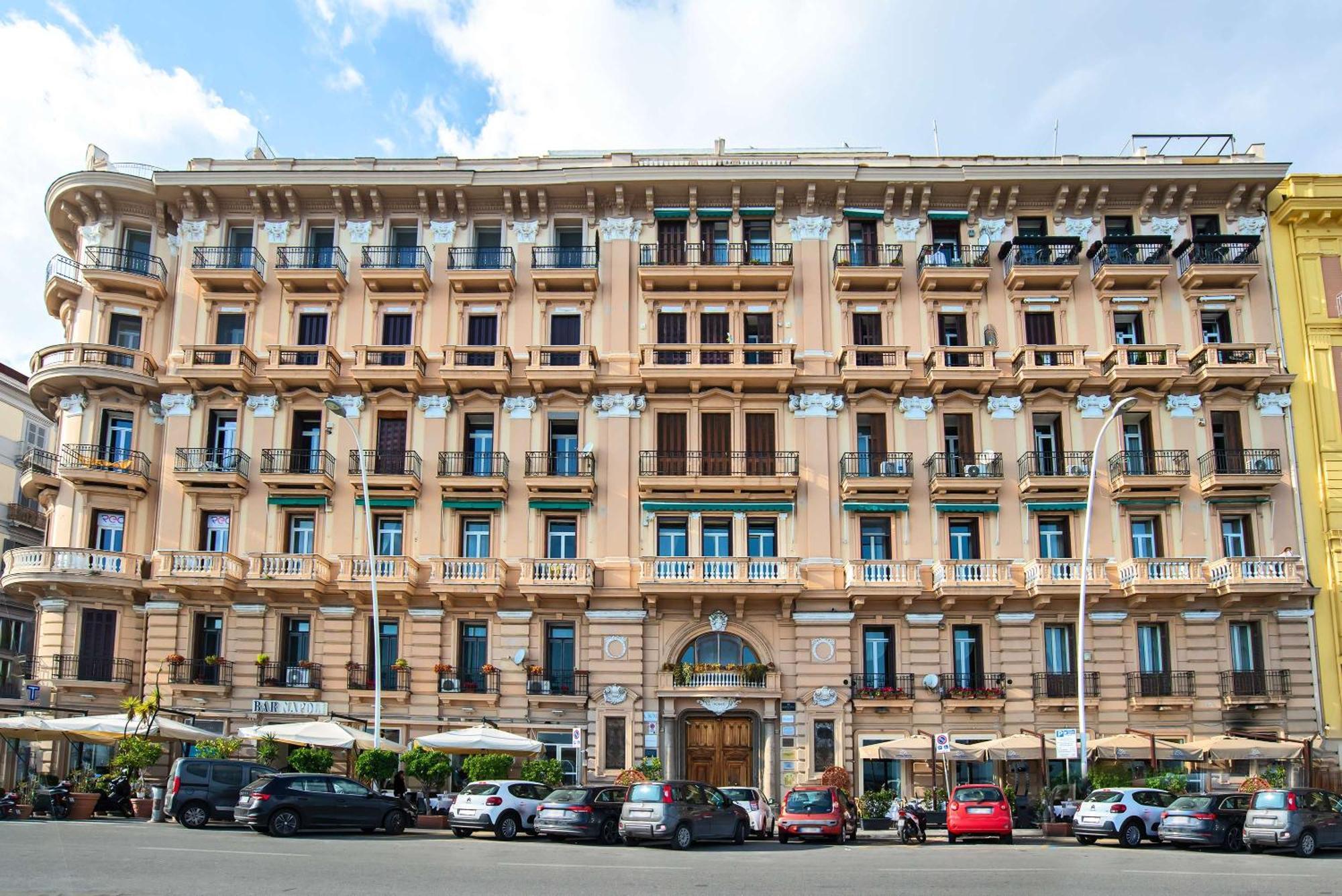 Gram Suites Nápoles Exterior foto